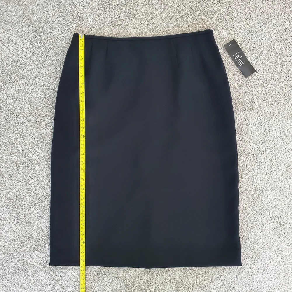 Le Suit Women's Houndstooth Blazer and Skirt Set (Size 12) - Picture 14 of 15